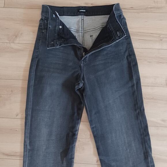 Express High Waist  Frayed Ankle Jeans Faded Black Size 8 (29W) RETIRED Style - Picture 5 of 11